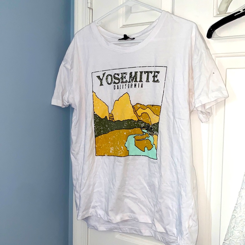 Size Large Graphic Tee